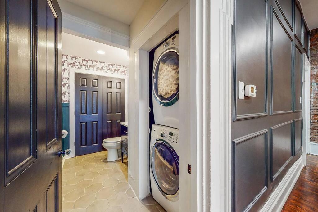 Luxury 8 Bed/4 Ba Nulu Home Private Yard/Parking Louisville Eksteriør bilde