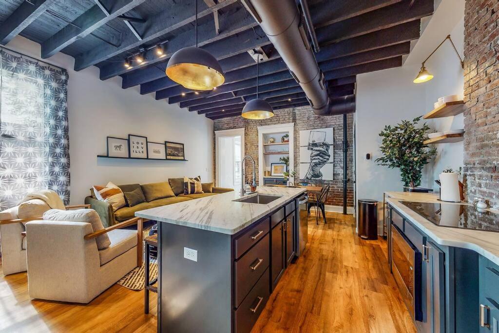 Luxury 8 Bed/4 Ba Nulu Home Private Yard/Parking Louisville Eksteriør bilde