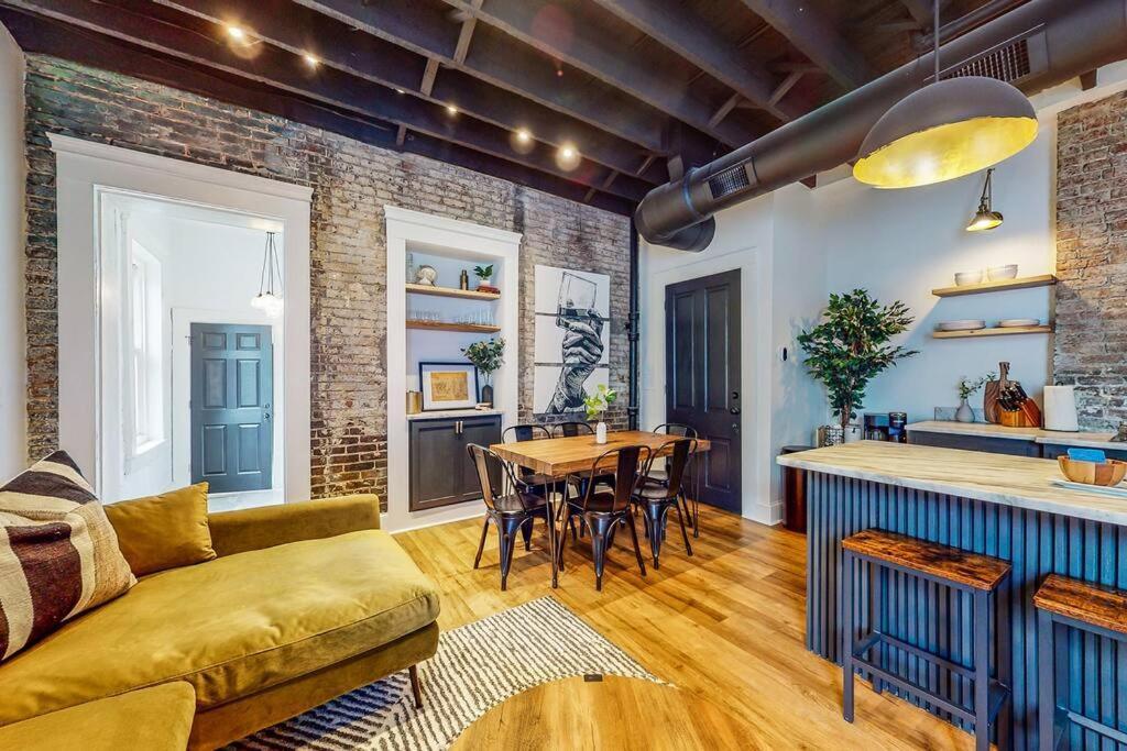 Luxury 8 Bed/4 Ba Nulu Home Private Yard/Parking Louisville Eksteriør bilde